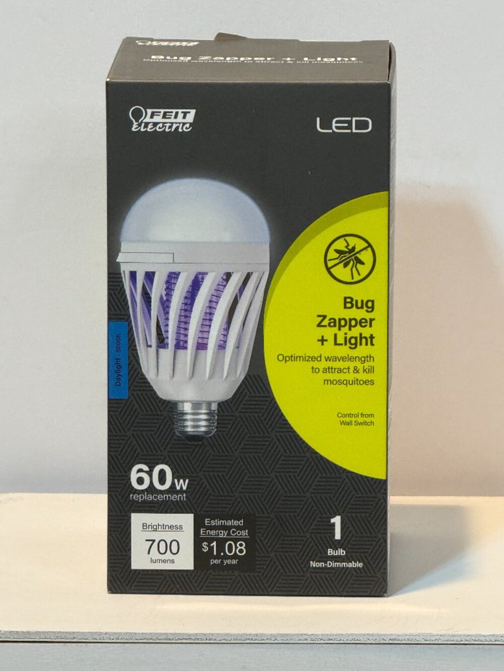 NEW Feit Electric 2-in-1 LED Light Bulb & Bug Zapper 60W Eq Daylight NIB